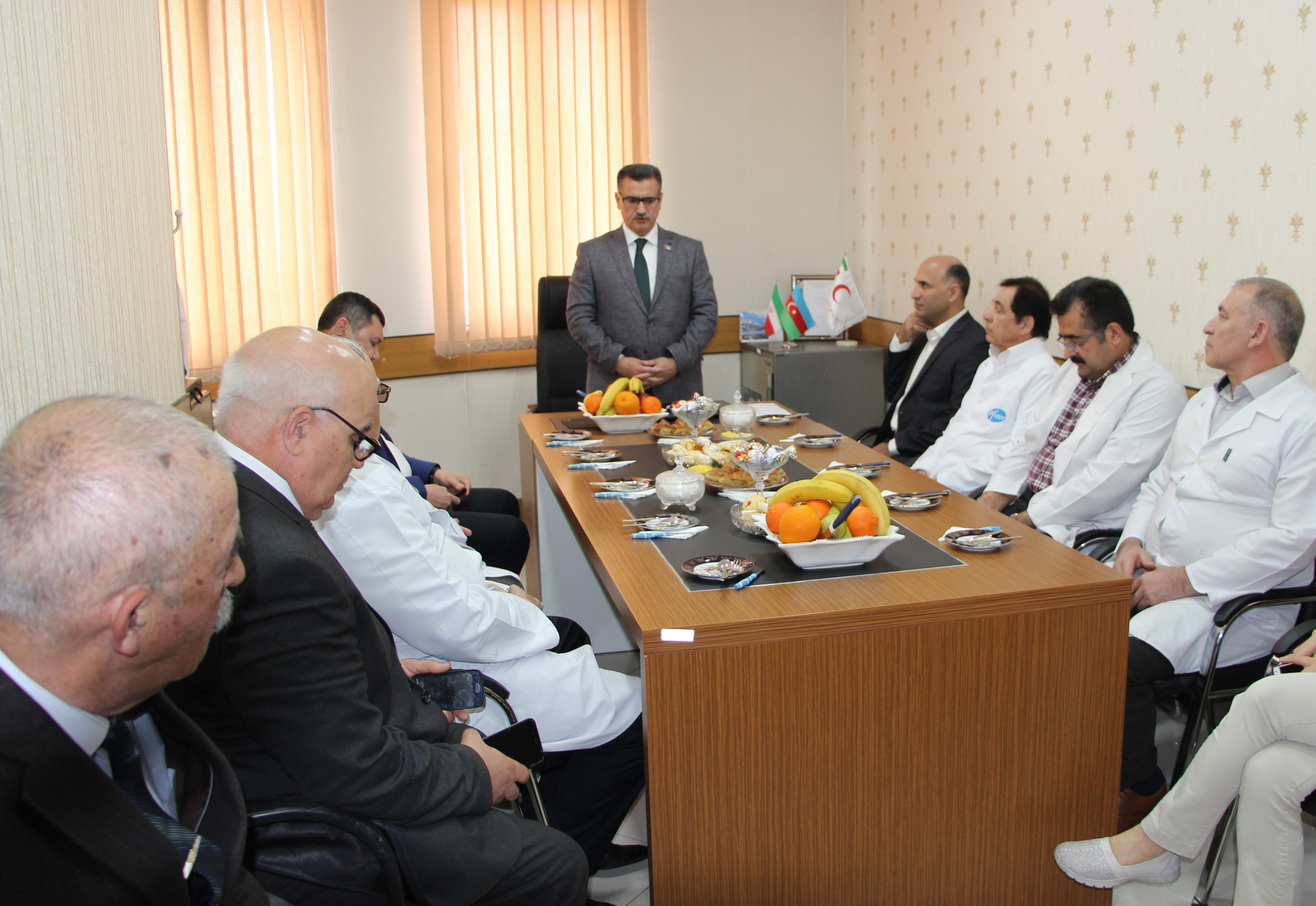 بازدید رئیس هلال احمر آذربایجان از مرکز سلامت هلال احمر در باکو